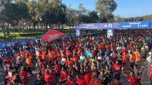 ابنة تيفلت رحمة الطاهري تحافظ على لقبها وتحطم الرقم القياسي في ماراثون الرباط (صور) 4 ماراثون الرباط