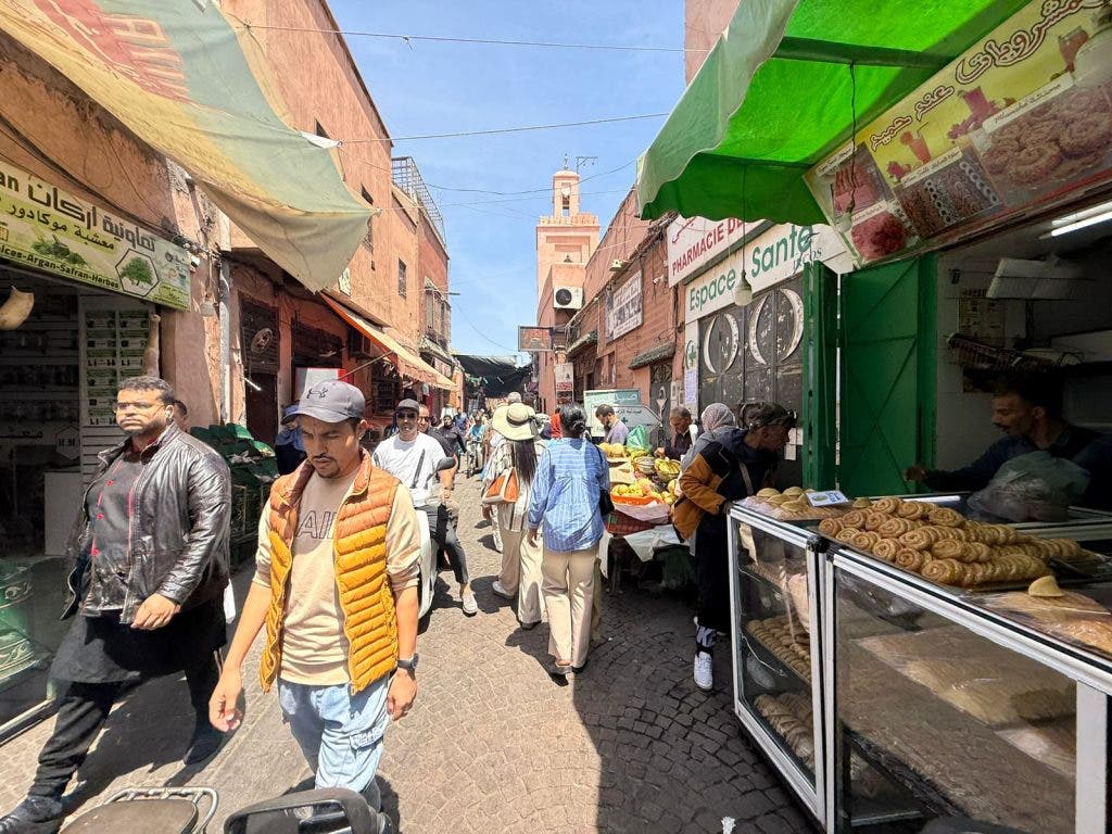 صور توثق الفوضى عارمة بحي "درب ضباشي" بمراكش