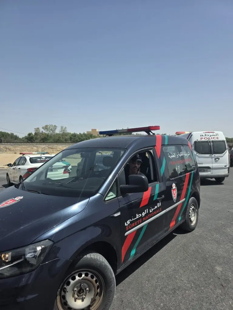جرسيف.. عصابة تختطف شخصًا وتطلق النار والأمن يتدخل ويعتقل المتورطين (صور)