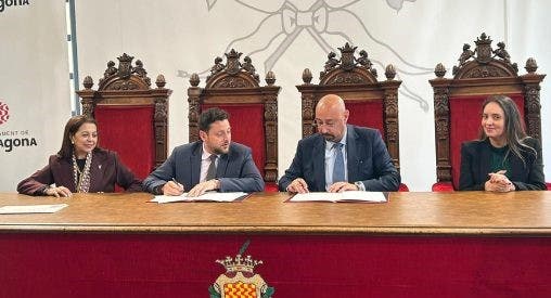 توقيع إعلان نوايا للتوأمة بين طنجة وتاراغونا
