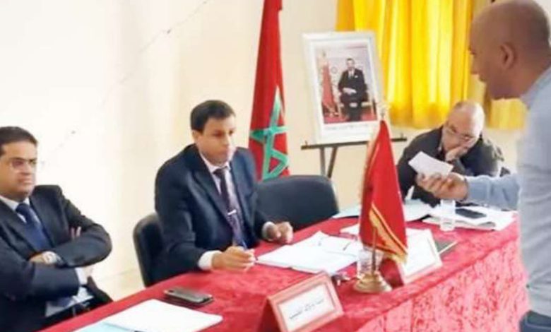 فاس.. وكيل الملك يأمر بفتح تحقيق عاجل في فضيحة الرشوة بجماعة أولاد الطيب