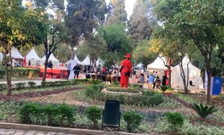 معرض الصناعة التقليدية بجنان السبيل بفاس.. مناسبة ضائعة وسط أروقة بلا روح