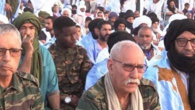 صورة صلاة العيد في مخيمات تندوف تثير سخرية واسعة على منصات التواصل الاجتماعي