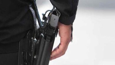 في ظرف قياسي.. أمن جرسيف يفك لغز سرقة سيارة تحت التهديد بسلاح مزيف