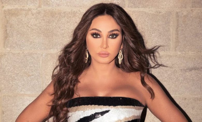 إليسا تخطف الأنظار برقصتها الاحترافية للدبكة في حفل زفاف سيليو صعب وزين قطامي