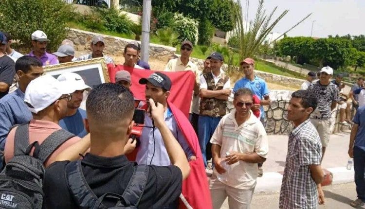 احتجاجات في تاونات بسبب تأخر مستحقات القنب الهندي المشروع الملكي