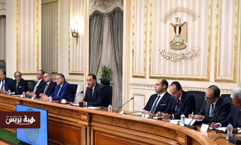 موجة انتقادات للبرلمان والحكومة المصرية بعد ترجيحات زيادة أسعار الكهرباء