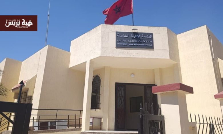 المقاطعة الحضرية الخامسة بسطات.. طاقات شابة تواجه طوابير المواطنين